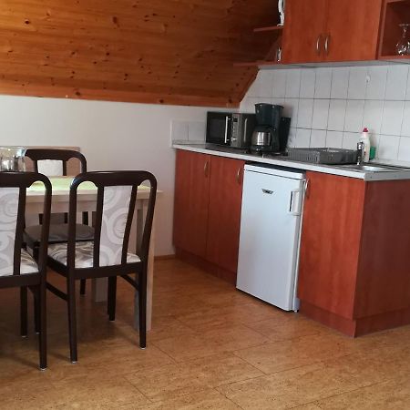 Apartman Mercedesz I. ザラカロシュ エクステリア 写真